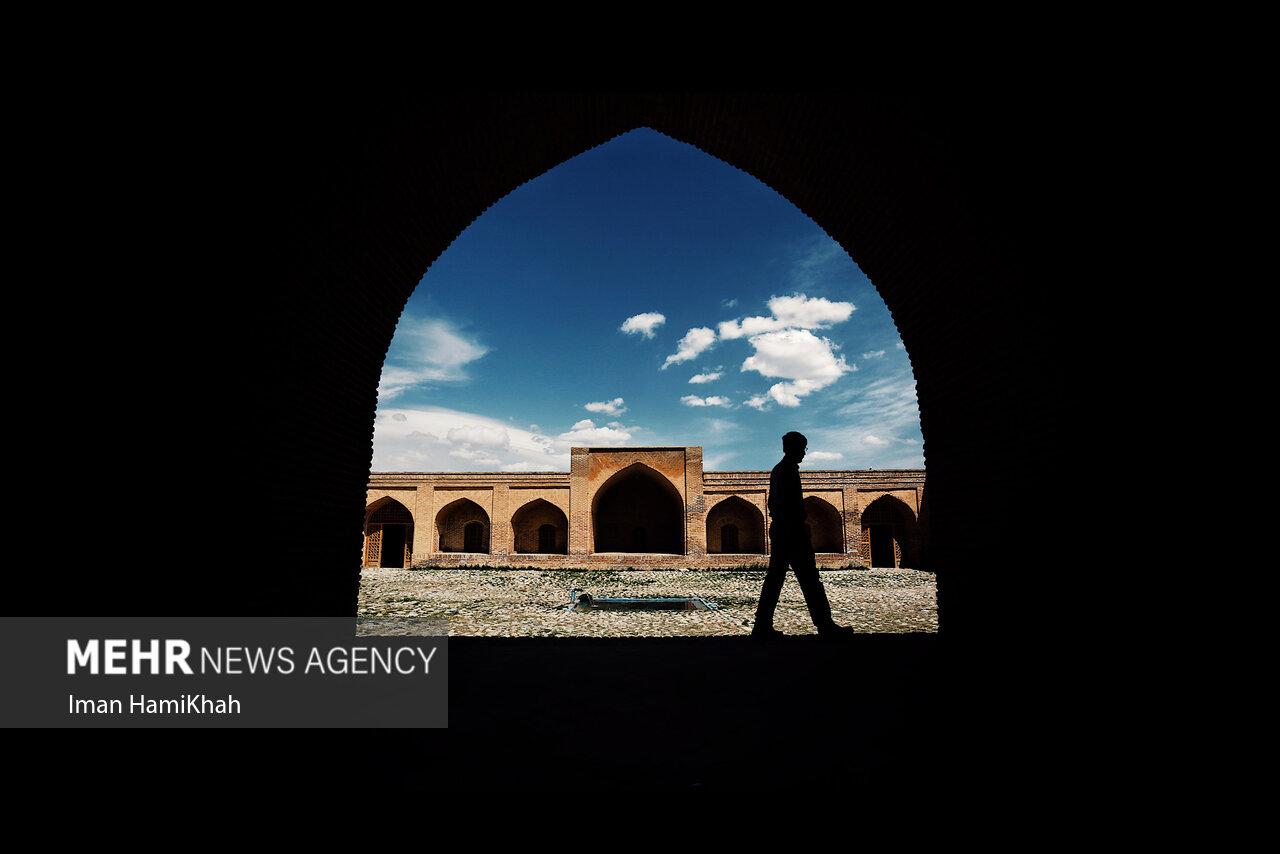 ثبت جهانی کاروانسراهای «فرسفج» و «تاج‌آباد» همدان