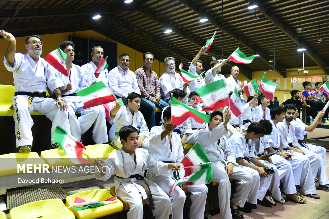 جامعه ورزشی: متعهدیم در برابر تفرقه افکنی ها بایستیم