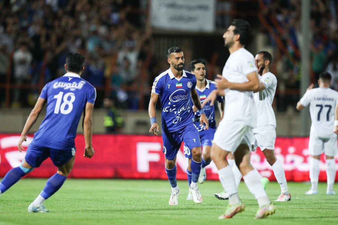 جباری: ملوان انتحاری بازی می‌کند؛ سکوت مدیران استقلال نشانه خوبی نیست