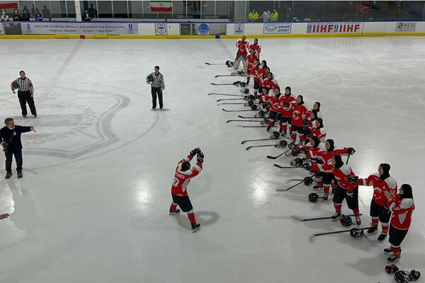 جدال با امارات در مرحله حذفی قهرمانی آسیا/ گام اول در سطح یک