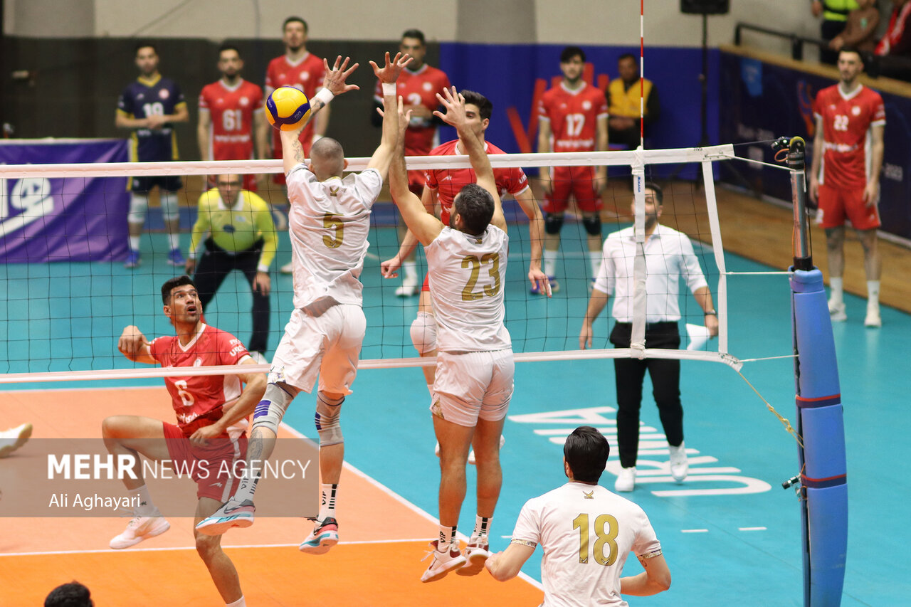 جدال همزمان تیمها در لیگ برتر والیبال