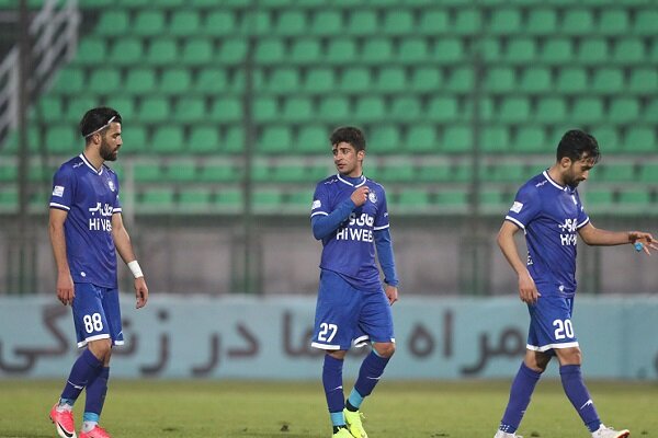 جذب بازیکن چپ پا در اولویت استقلال قرار گرفت