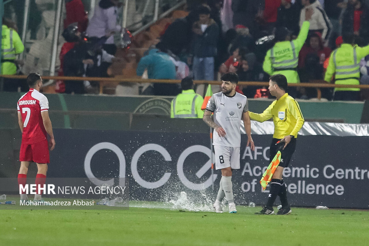 جریمه سنگین AFC برای پرسپولیس/ پرتاب بطری ۴ میلیارد تومان آبخورد