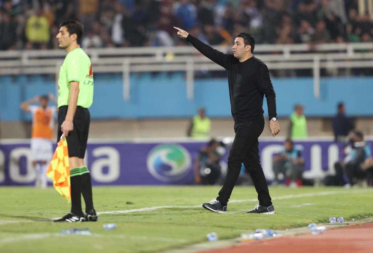 جریمه سنگین در انتظار سرمربی استقلال به خاطر دیدار باپرسپولیس