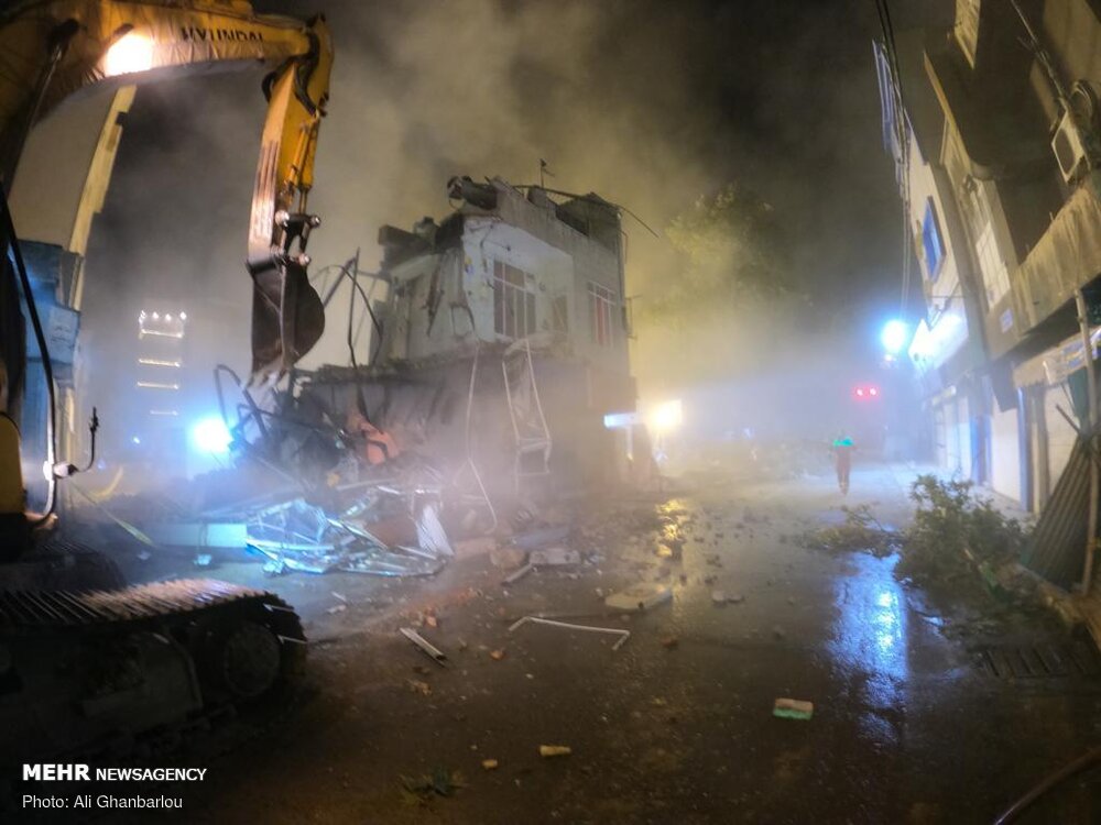 جزئیات فروریختن ساختمان مسکونی در خیابان عباسی تبریز
