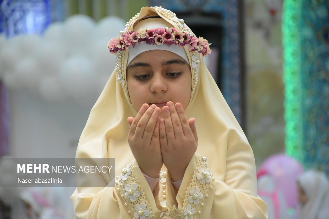 جشن تکلیف دانش آموزان کردستانی