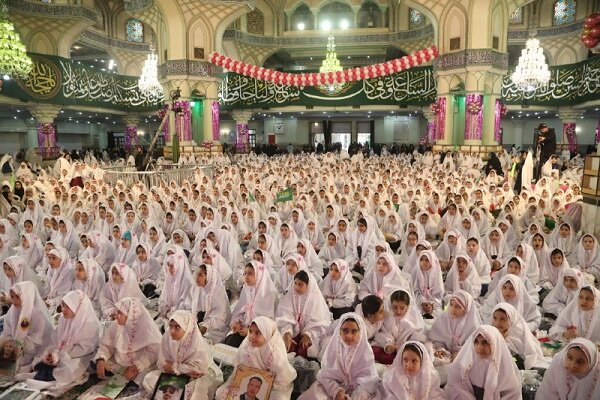 «جشن تکلیف فرشتهها ۴» با حضور ۳۵۰۰ دختر دانشآموز برگزار شد