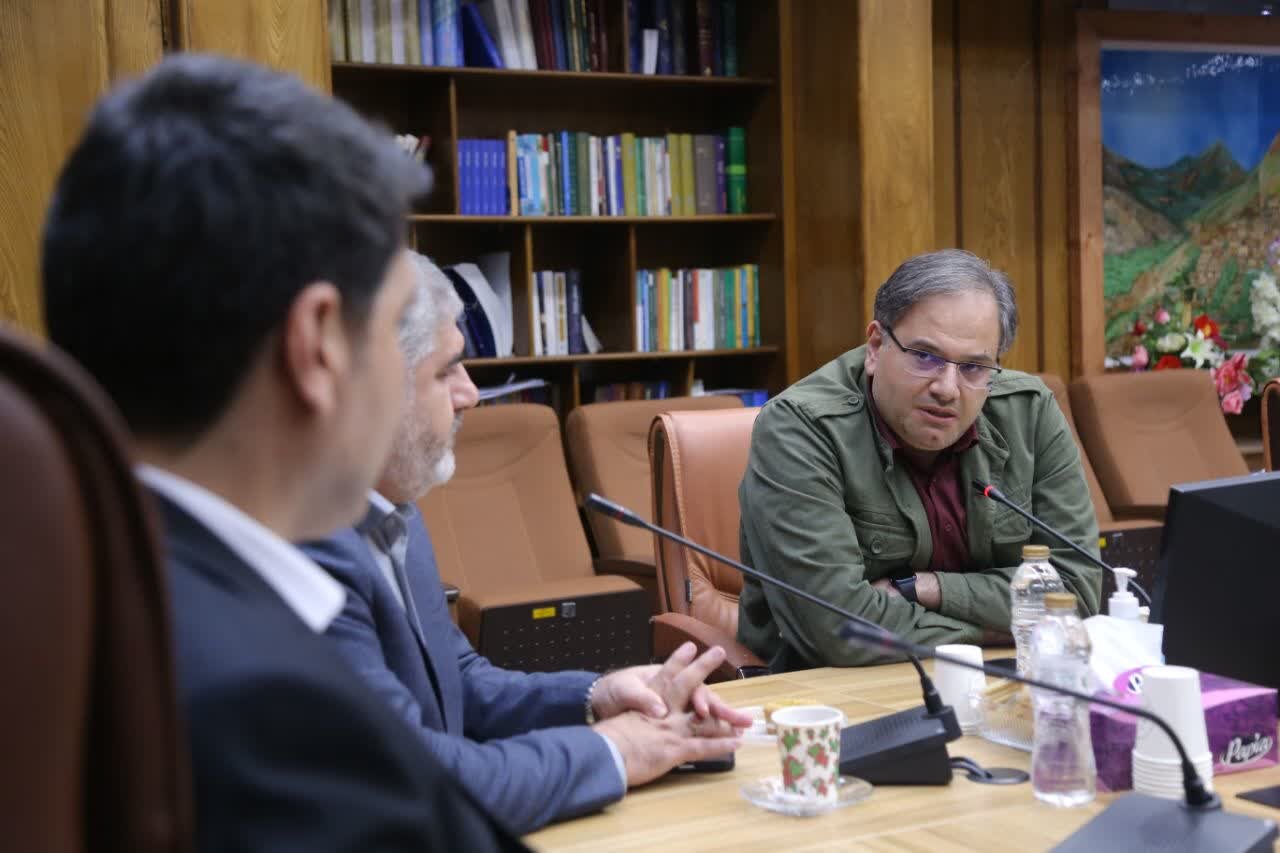 جشنواره تئاتر خیابانی معرف مریوان در سطح ملی و بینالمللی
است