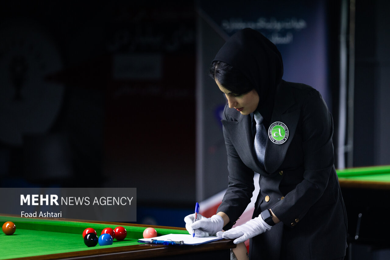 جشنواره رشتههای بیلیاردی؛ آغاز رقابت بانوان در سه رشته