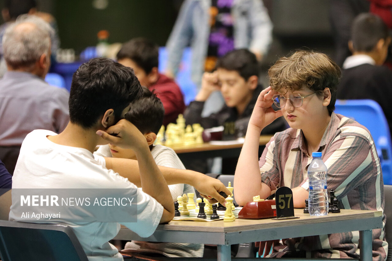 جشنواره قهرمانی شطرنج آقایان کشور در ارومیه