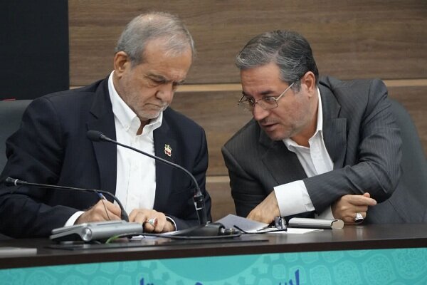 جلسه شورای برنامه ریزی و توسعه آذربایجان غربی آغاز شد