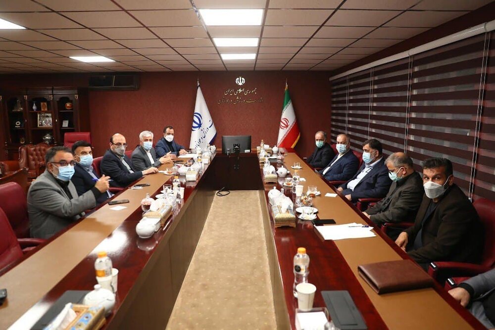 جلسه هیات مدیره باشگاه استقلال با وزیر ورزش برگزار شد