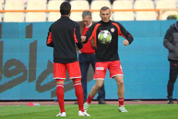 جلسه ویژه مدیران پرسپولیس با کاپیتان/ تدبیر برای محرومیت تلخ!