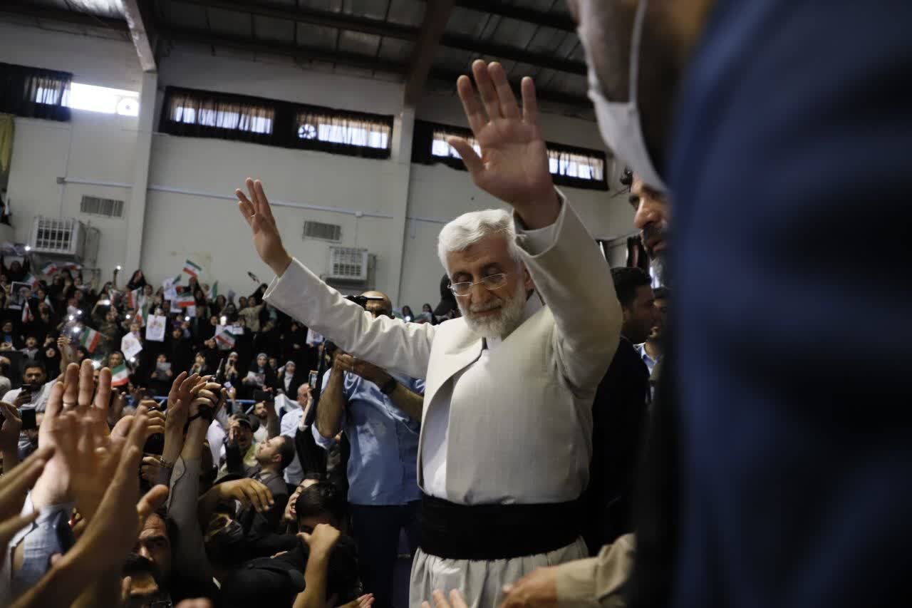 جلیلی: جوان کرد به جای کولبری باید صادرکننده مهم تجاری ماباشد