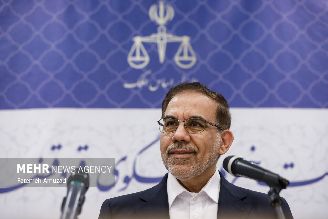 جهانگیر: انتقال زندانها به خارج از شهرها ضروری است