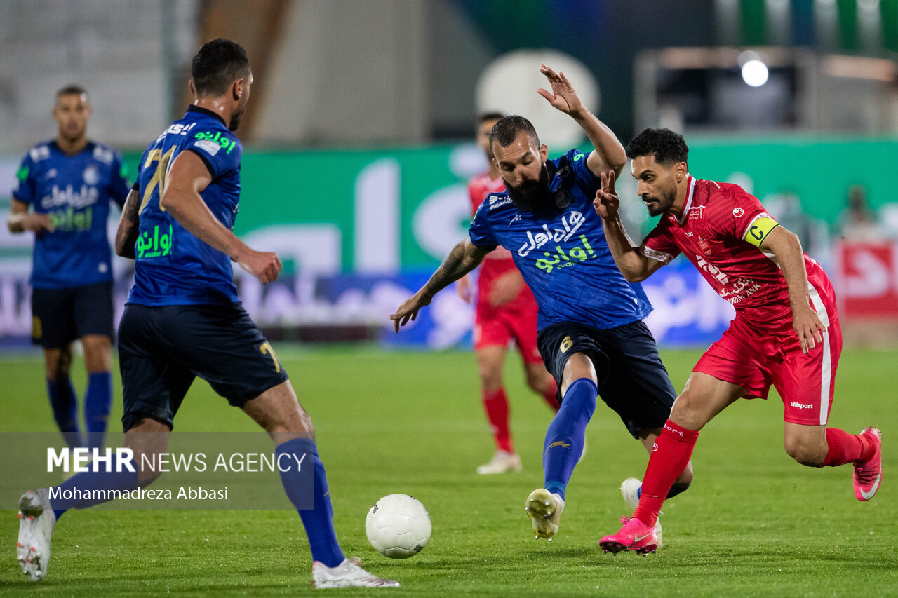 «جهش» متفاوت استقلال و پرسپولیس/ سه امتیاز سرنوشت‌ساز به رنگ جام