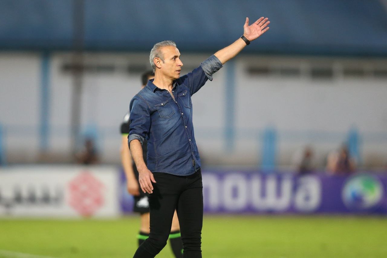 جواب کسی که به بزرگتر احترام نمی گذاردرا نمی دهم/باید متحدبمانیم