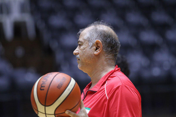 جوانان باعث پویایی لیگ بسکتبال هستند/صدرنشینی ضامن ذوب آهن نیست