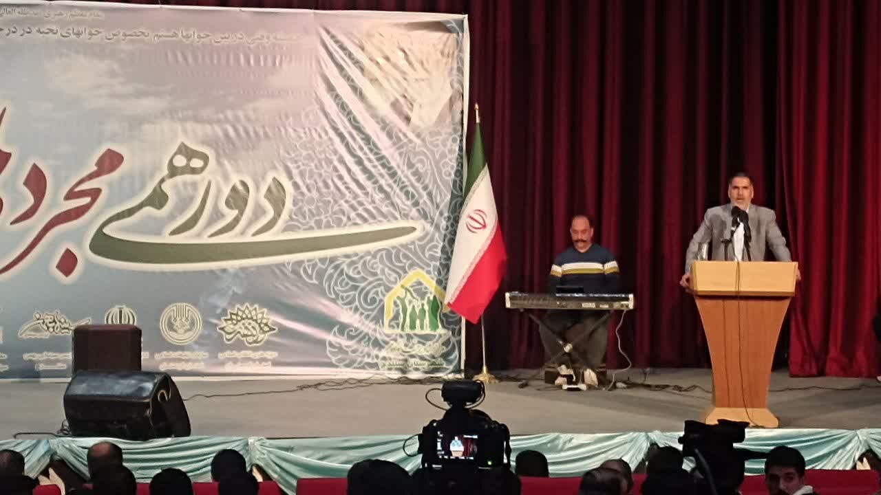 جوانان سبک زندگی ایرانی اسلامی را الگوی خود قرار دهند