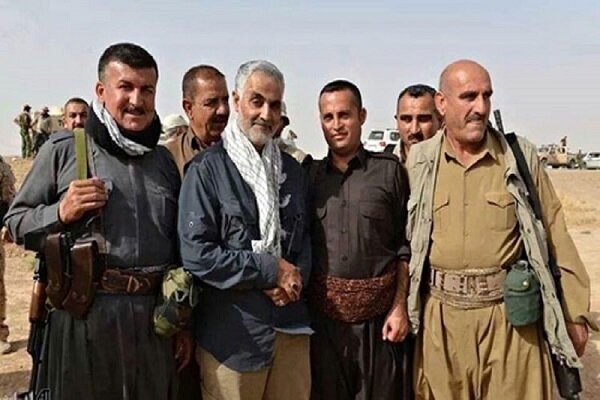 حاج قاسم افتخار جهان اسلام و سرداری ضد استکباری