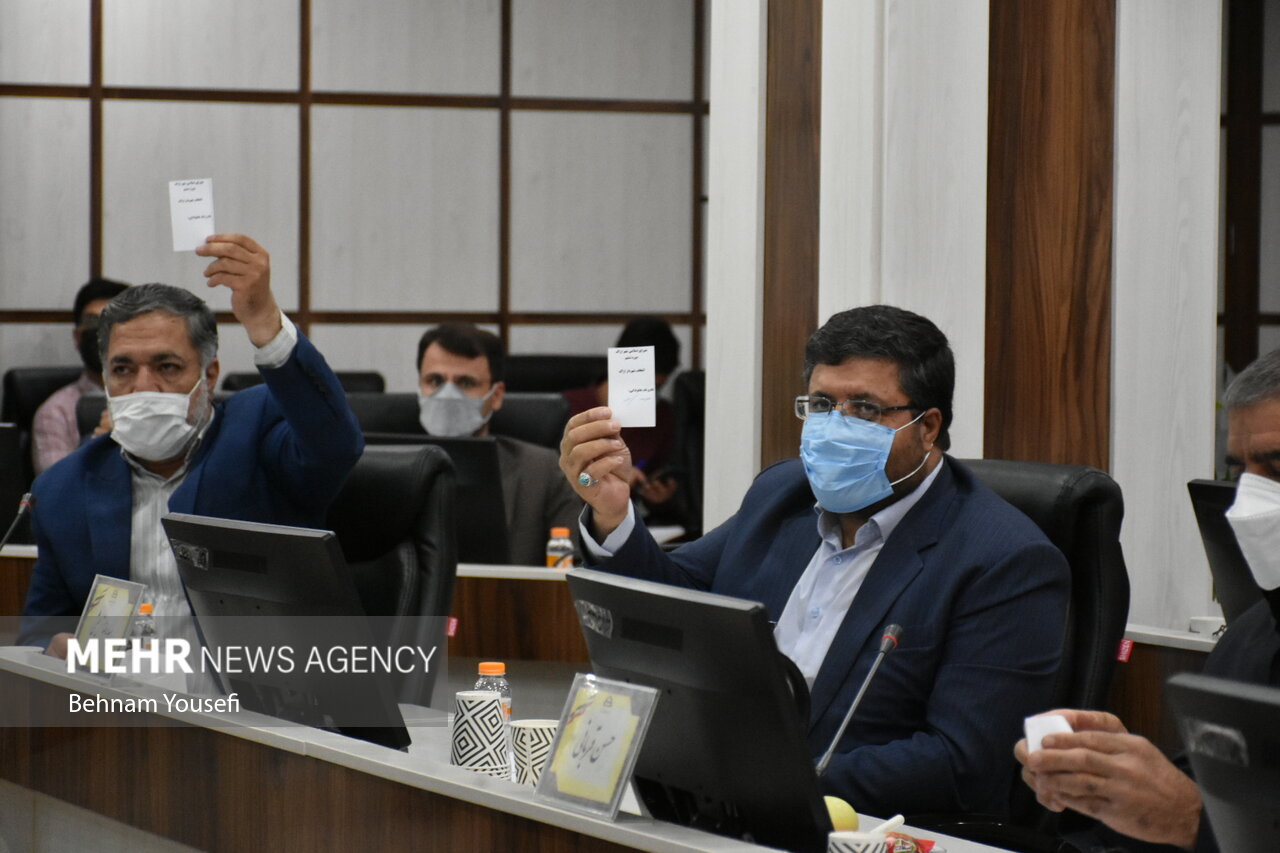 حاشیه‌های انتخاب شهردار اراک