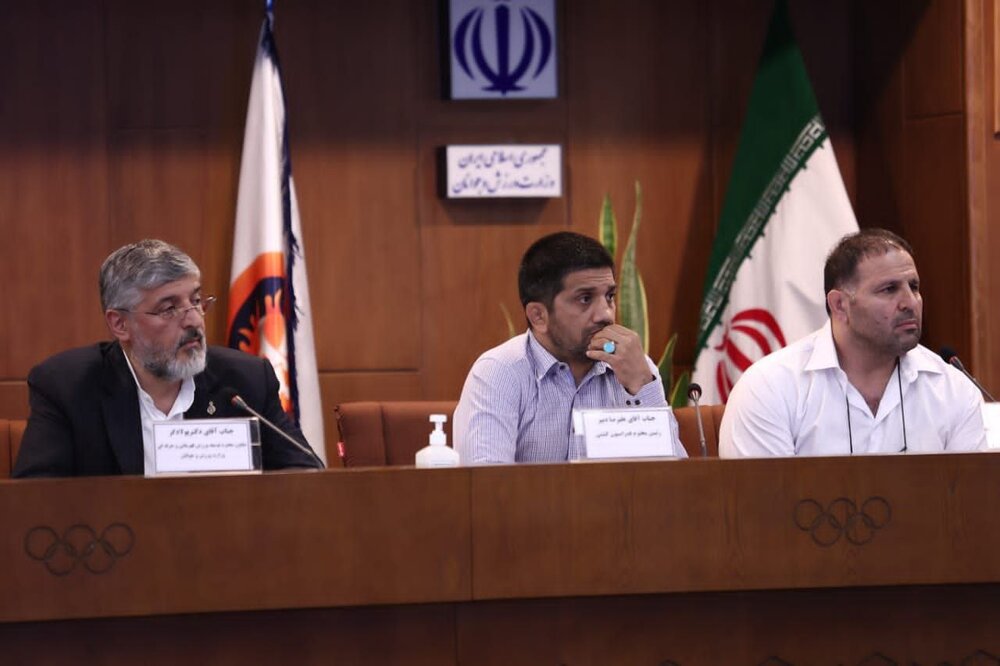حراست وزارت ورزش حاشیههای مجمع کشتی را محکوم کرد