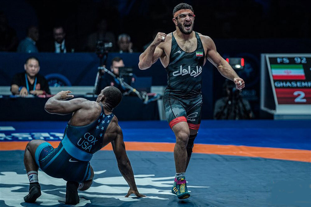 حساب تک ستاره‌های کشتی از عملکرد تیم ملی جداست