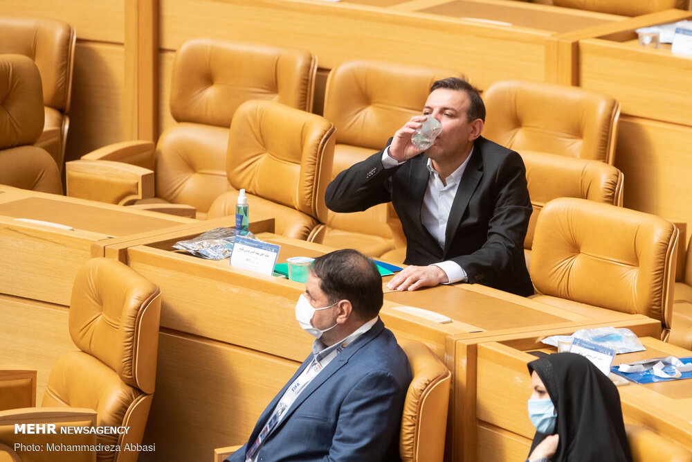 حسابرس خیابانی برای فدراسیون فوتبال می‌آورند/ این عجله مشکوک است