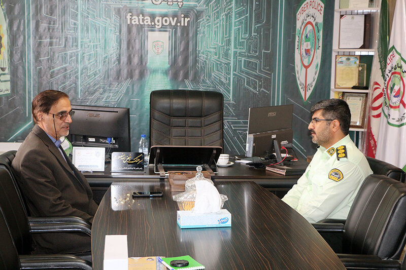 حسینی: آموزشهای پلیس فتا به جامعه منتقل میشود