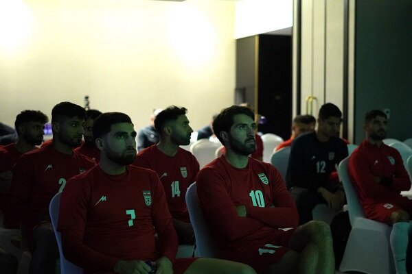 حضور بازیکنان تیم ملی فوتبال در جلسه فنی قلعهنویی
