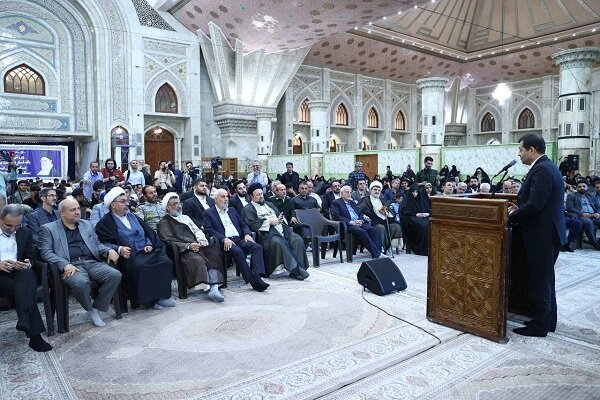 حضور جامعه ورزش در حرم مطهر امام خمینی