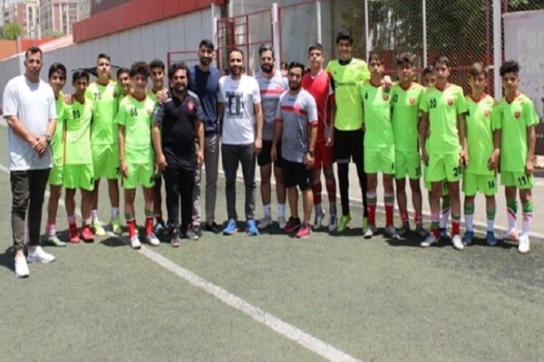 حضور دروازهبان تیم ملی ایران در آکادمی باشگاه پرسپولیس