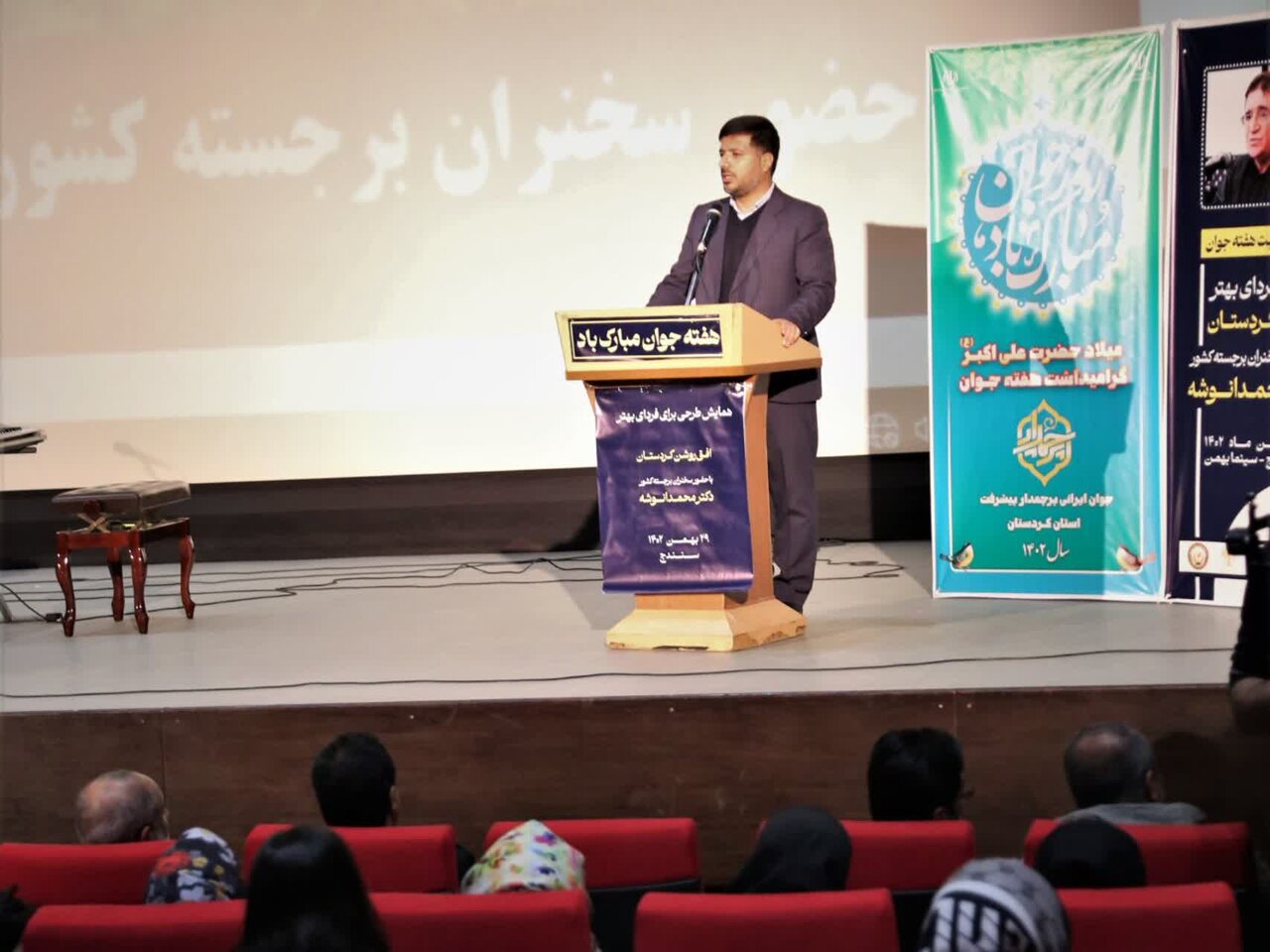 حضور قوی در انتخابات لازمه تحقق افق روشن برای کردستان است