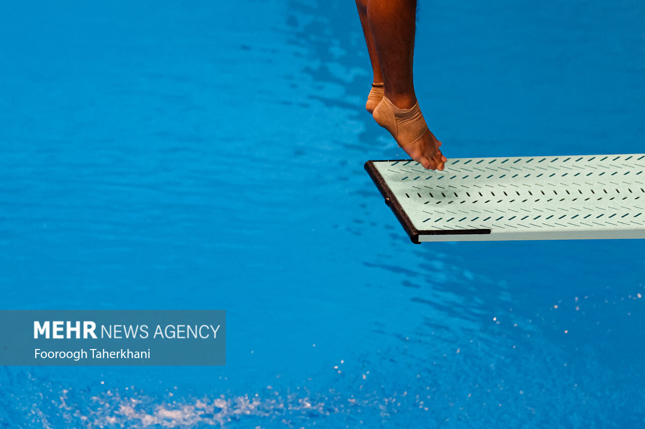 حضور نماینده شیرجه ایران در رقابتهای جهانی با مربی کانادایی