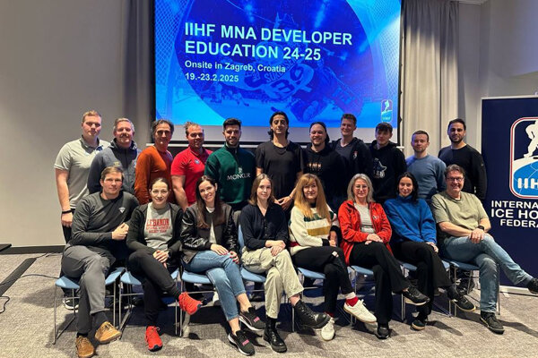 حضور نمایندگان ایران در برنامه توسعه هاکی روی یخ فدراسیون جهانی