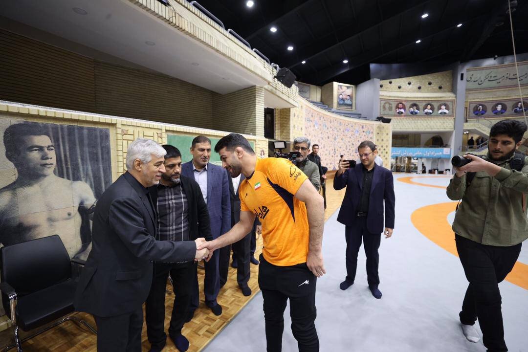 حضور وزیر ورزش در اردوی نوروزی خانه کشتی