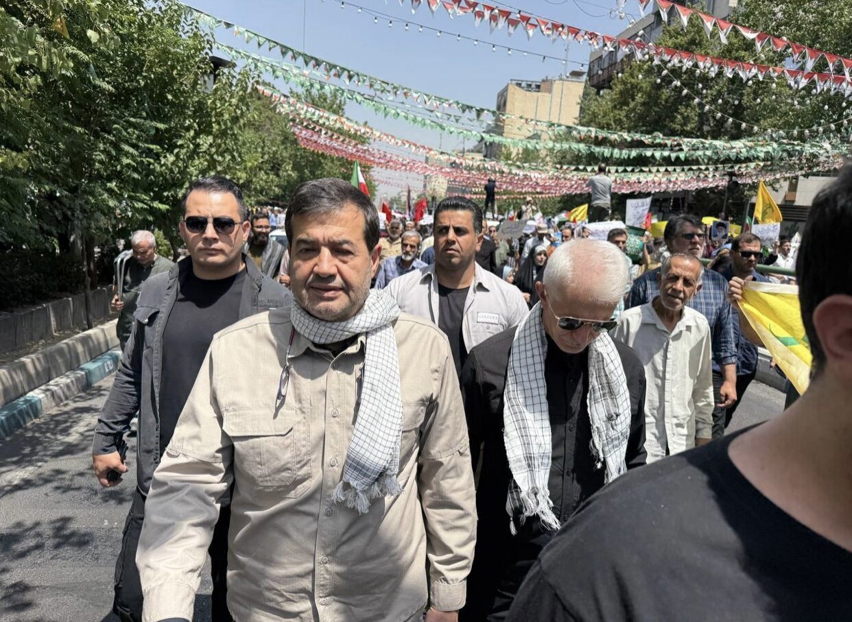 حضور وزیر ورزش در راهپیمایی خشم و نصر تهران