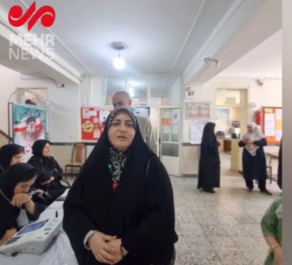 حضور پرشور بانوان کردستانی در پای صندوق‌های رای