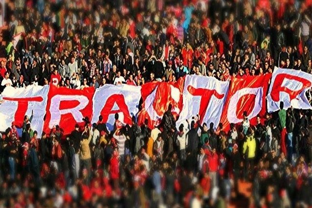 حضور ۱۶هزارنفری هواداران تراکتور در ورزشگاه/اسکوچیچ نظاره گر بازی