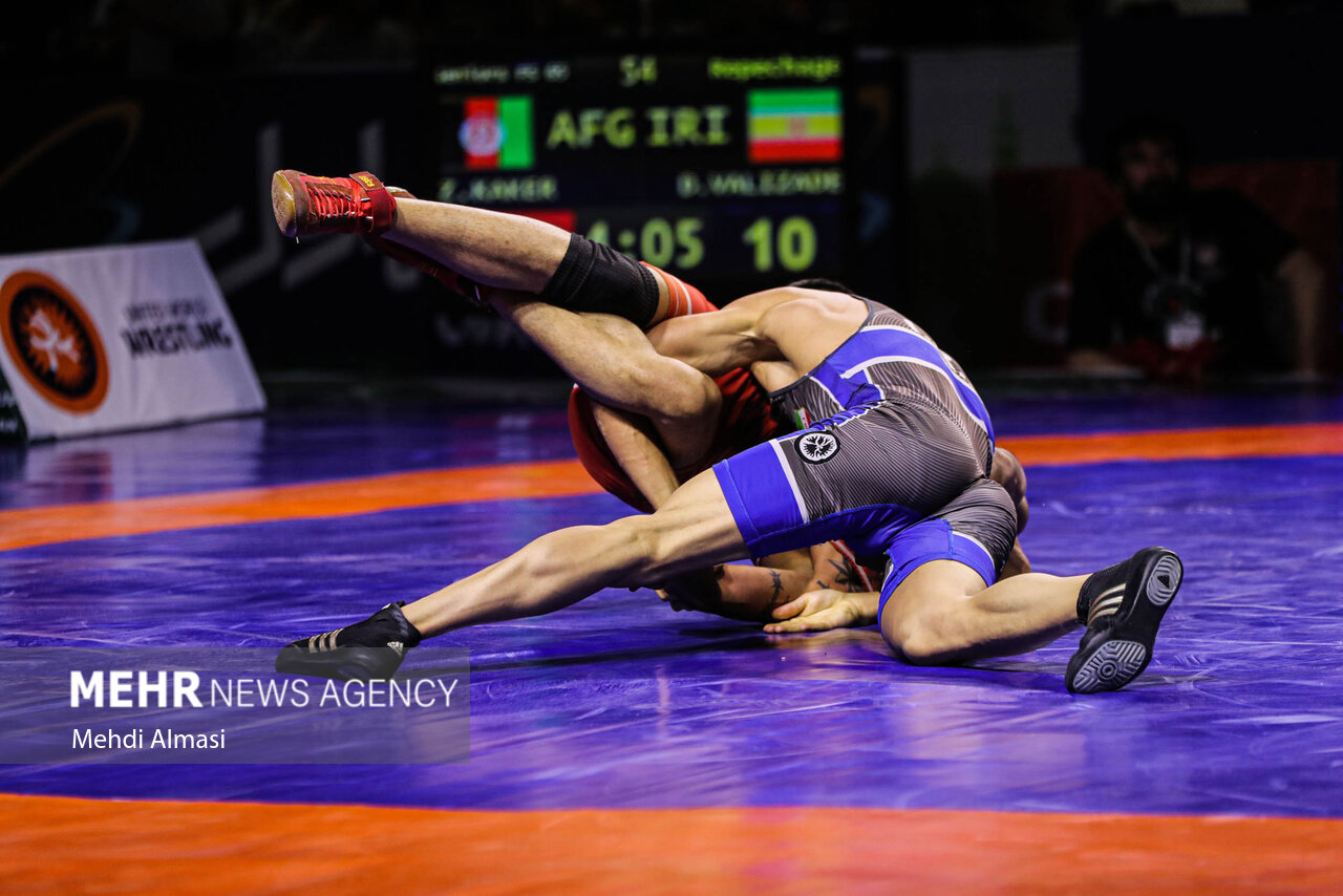 حضور ۱۹۰ کشتی گیر در رقابت های کشتی جام تختی