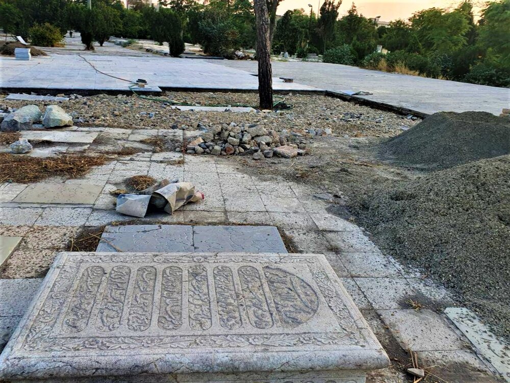 حفاظت از آرامستان تاریخی «ابن بابویه»؛ دستورتوقف عملیات عمرانی صادر شد