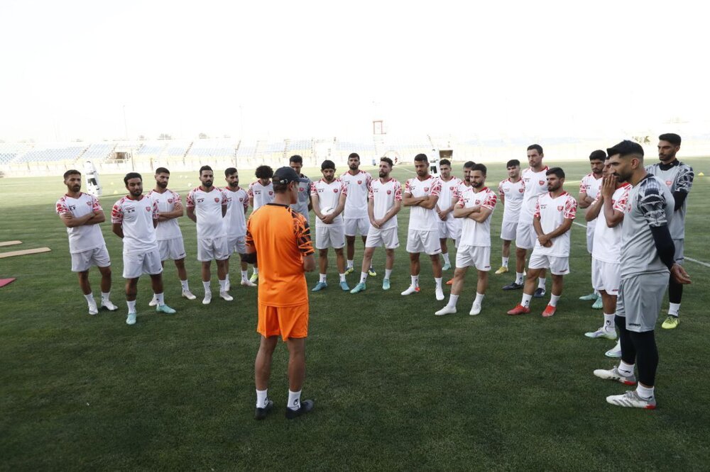 حفرههای عمیق پرسپولیس چالش بزرگ بیراهکار/صدای یحیی شنیده نمیشود