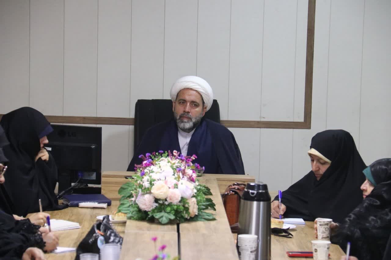 حماسه رزمندگان اسلام در کشور برای مردم روایت شود