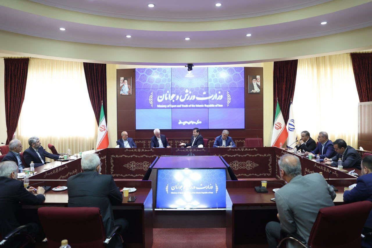 حمایت وزارت ورزش از طرح فدراسیون فوتبال در نقل و انتقالات لیگ برتر