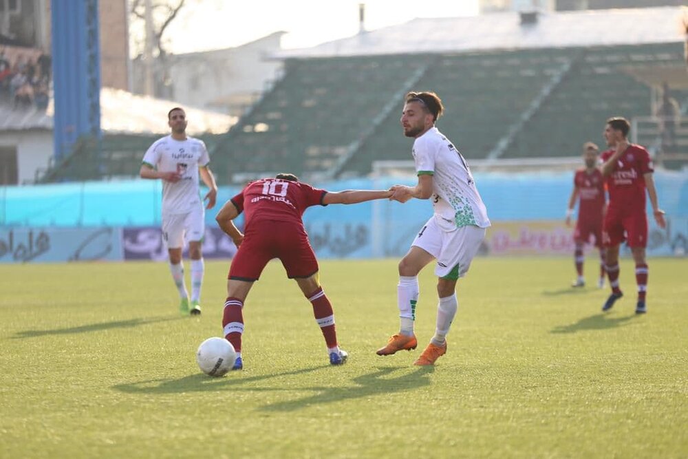 حملات بی زهر دو تیم نتیجه نداشت/ رضایت از تساوی در عملکردها