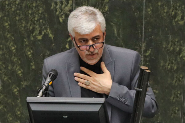 حمید سجادی وزیر ورزش و جوانان شد/ «دونده» از روی «مانع» مجلس پرید