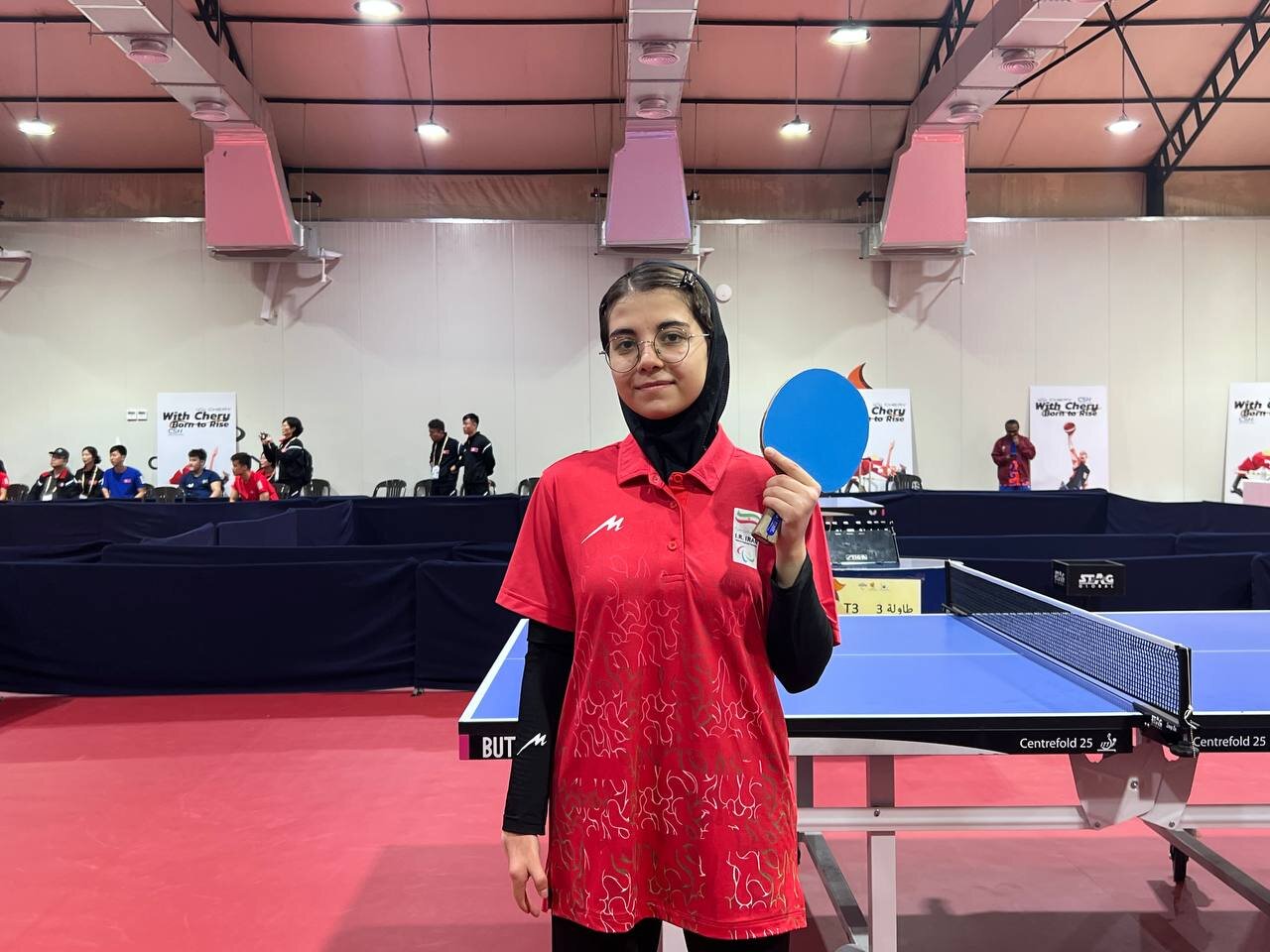 حنانه نجاتی در پاراتنیس روی میز قهرمان شد