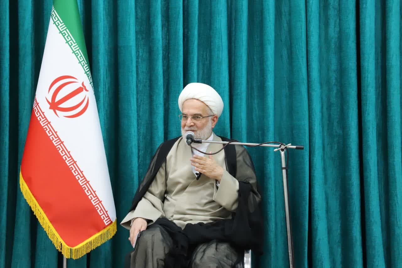 حوزه نماد مردمی دارد/ تبلیغ، تحصیل و امید محور کار در مدارس
علمیه
