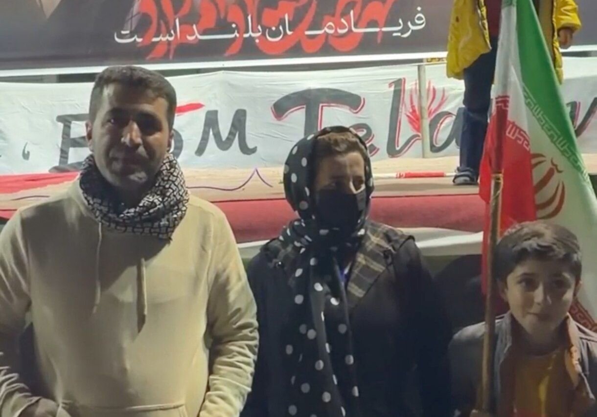 خانواده سنندجی ماشین خود را به جبهه مقاومت اهدا کردند