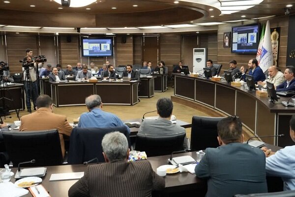 خانواده های روستایی بالای ۲۰ خانوار تا ۱۴۰۷ به اینترنت متصل
شوند